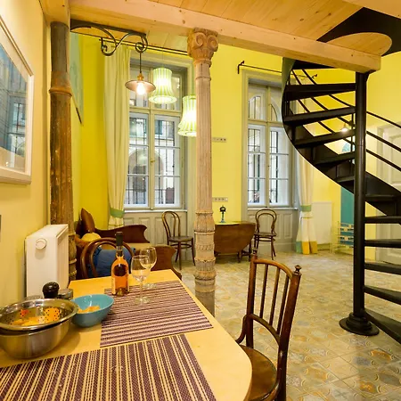 Apartment Bpm-csanyi Budapest