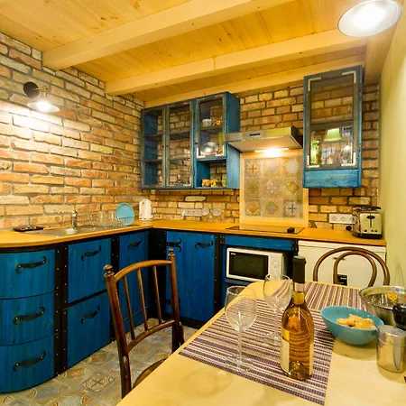 Bpm-csanyi Apartment